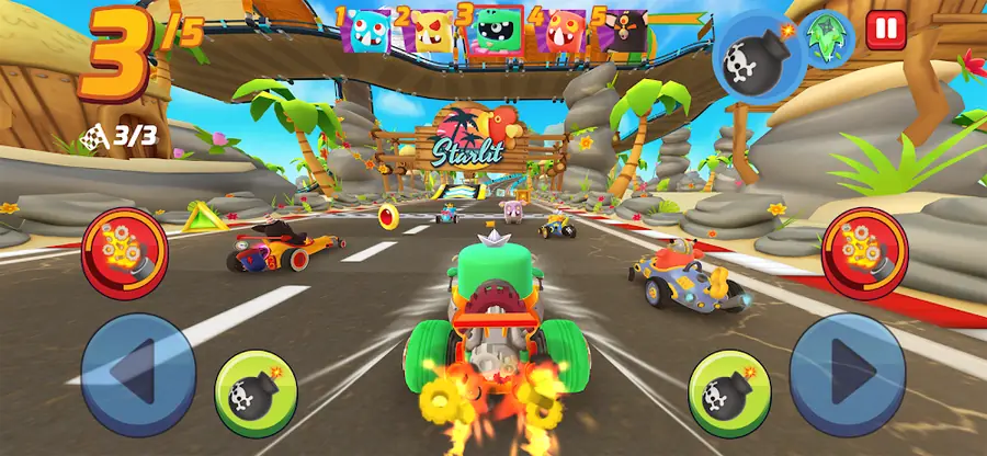 Kart verde a acelerar numa pista de praia com palmeiras no Starlit Kart Racing